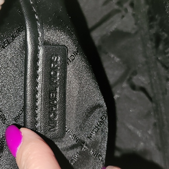 Michael Kors Crossbody - Picture 7 of 12